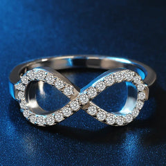 Anillo Infinito Amor Claddagh